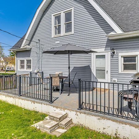 The Junction Victorian Home In Quaint Fortville! Экстерьер фото
