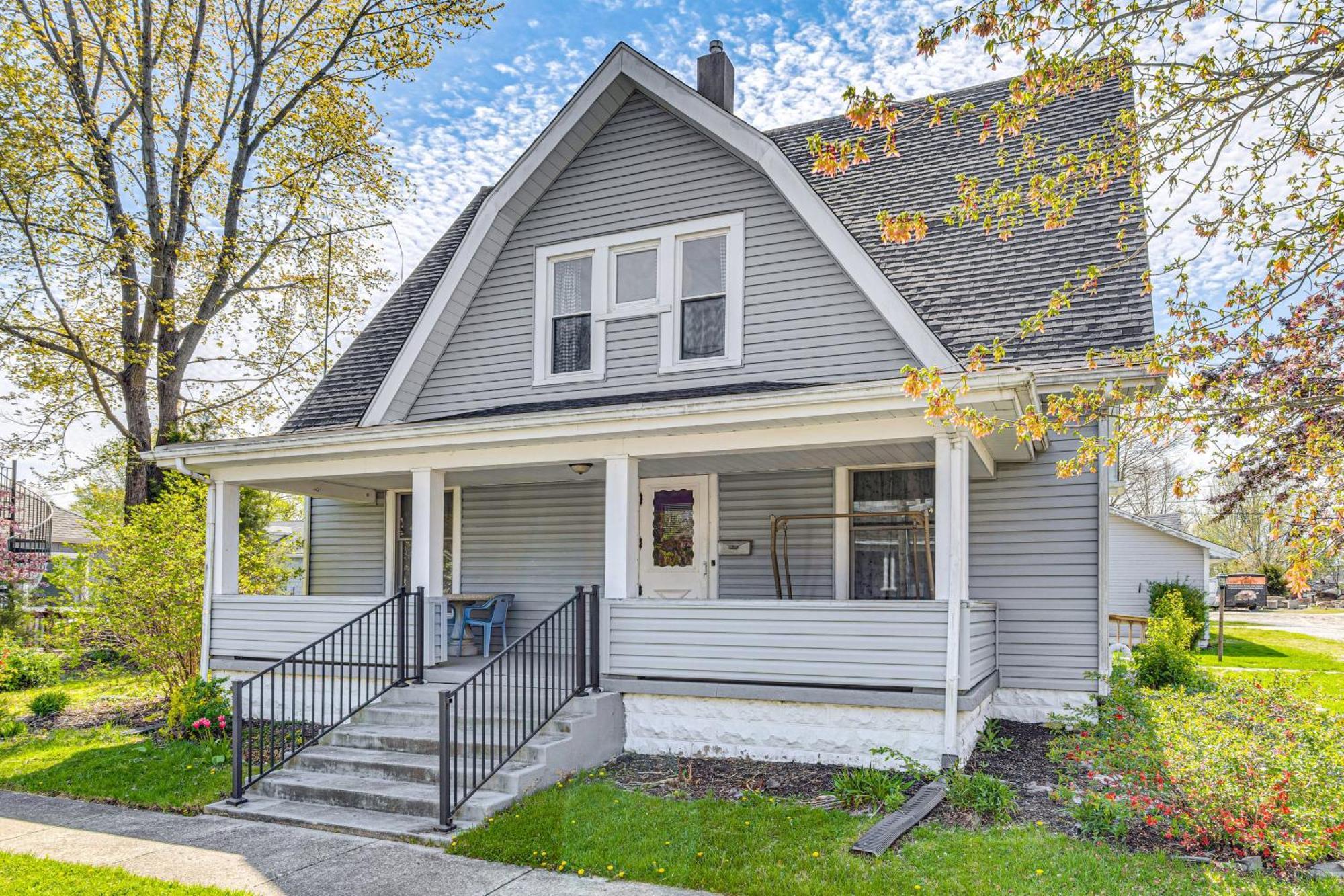 The Junction Victorian Home In Quaint Fortville! Экстерьер фото